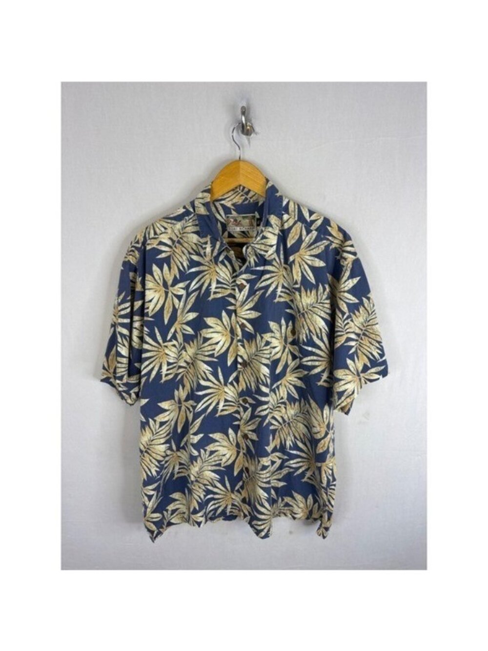 Tori Richard Mens XL Hawaiian Shirt Navy Blue Tan Palm Leaf Cotton Viscose USA